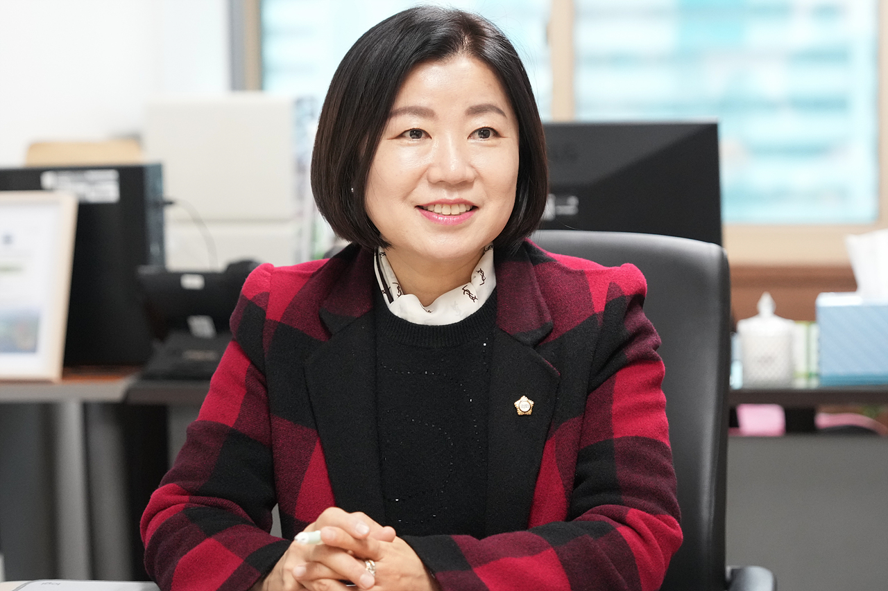 언론사 인터뷰 - 5