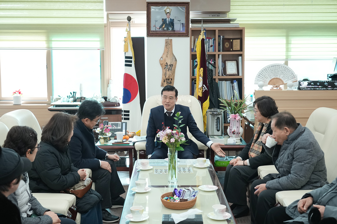 의장님 손님 방문 - 5