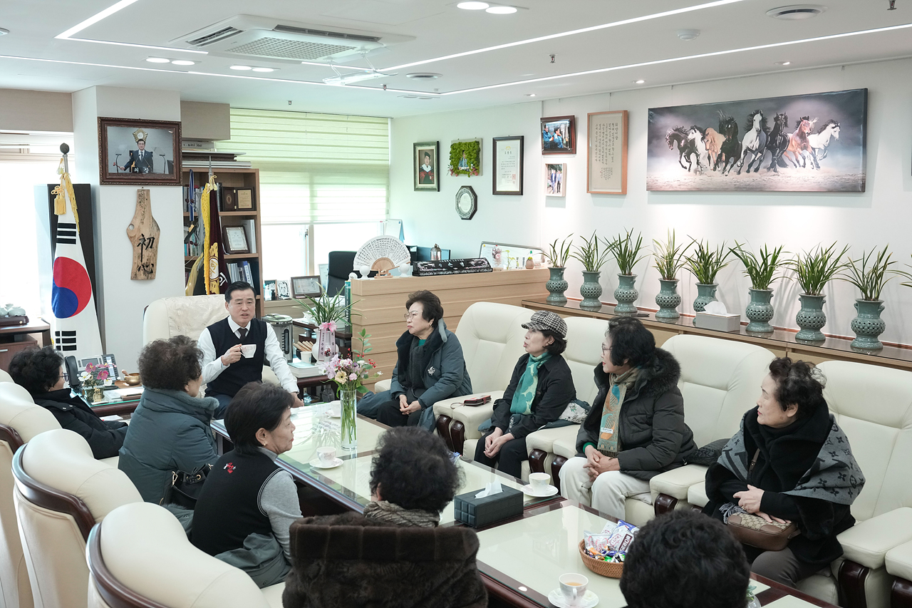 의장님 손님 방문 - 5