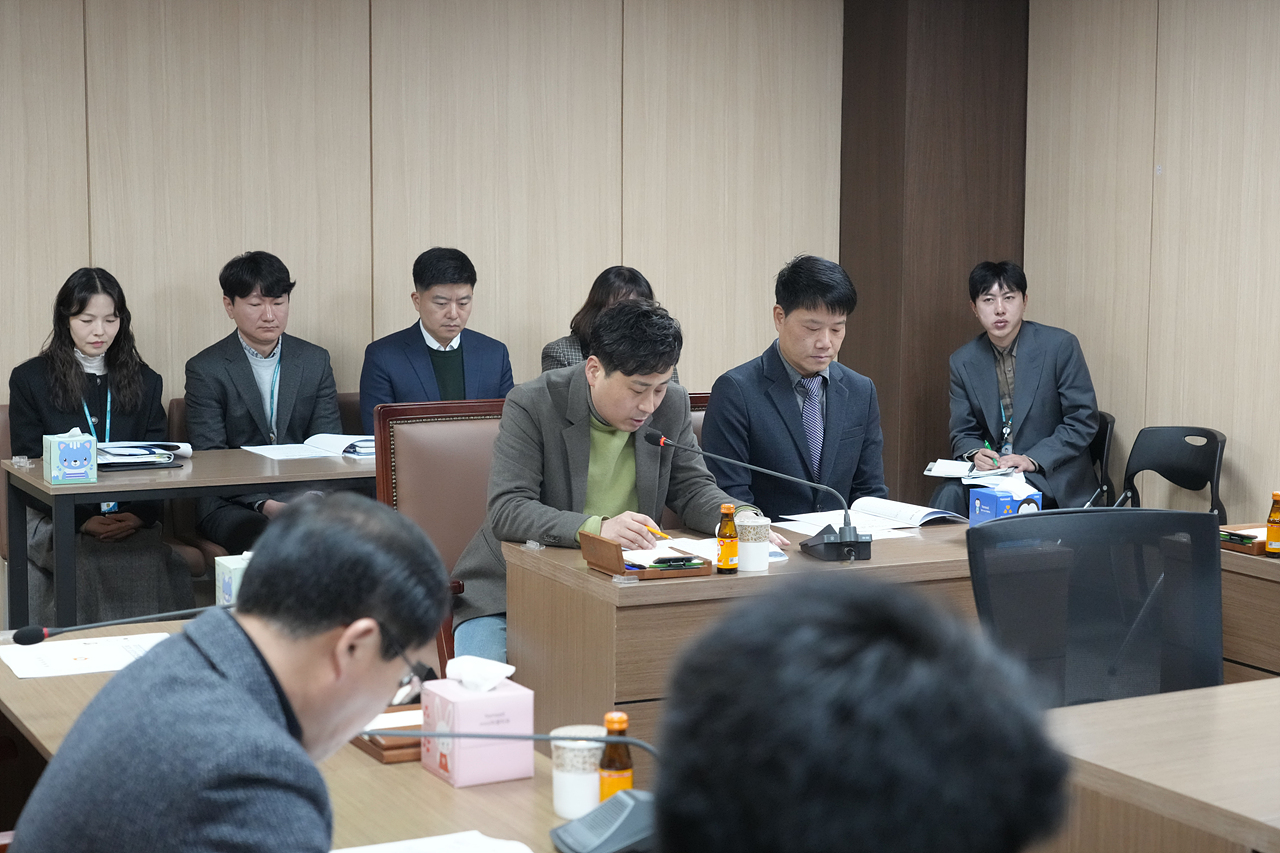 제295회 정례회 폐회 중 운영위원회 제2차 회의 - 1