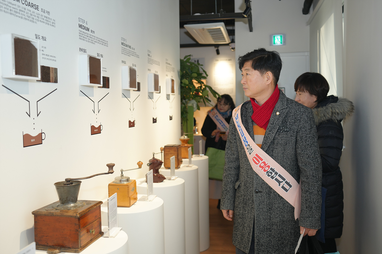 설맞이 의회 전통시장 장보기 행사(공릉도깨비시장) - 9