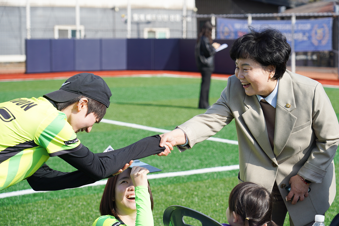 초안산스포츠타운 축구장 인조잔디 교체공사 준공식 - 3