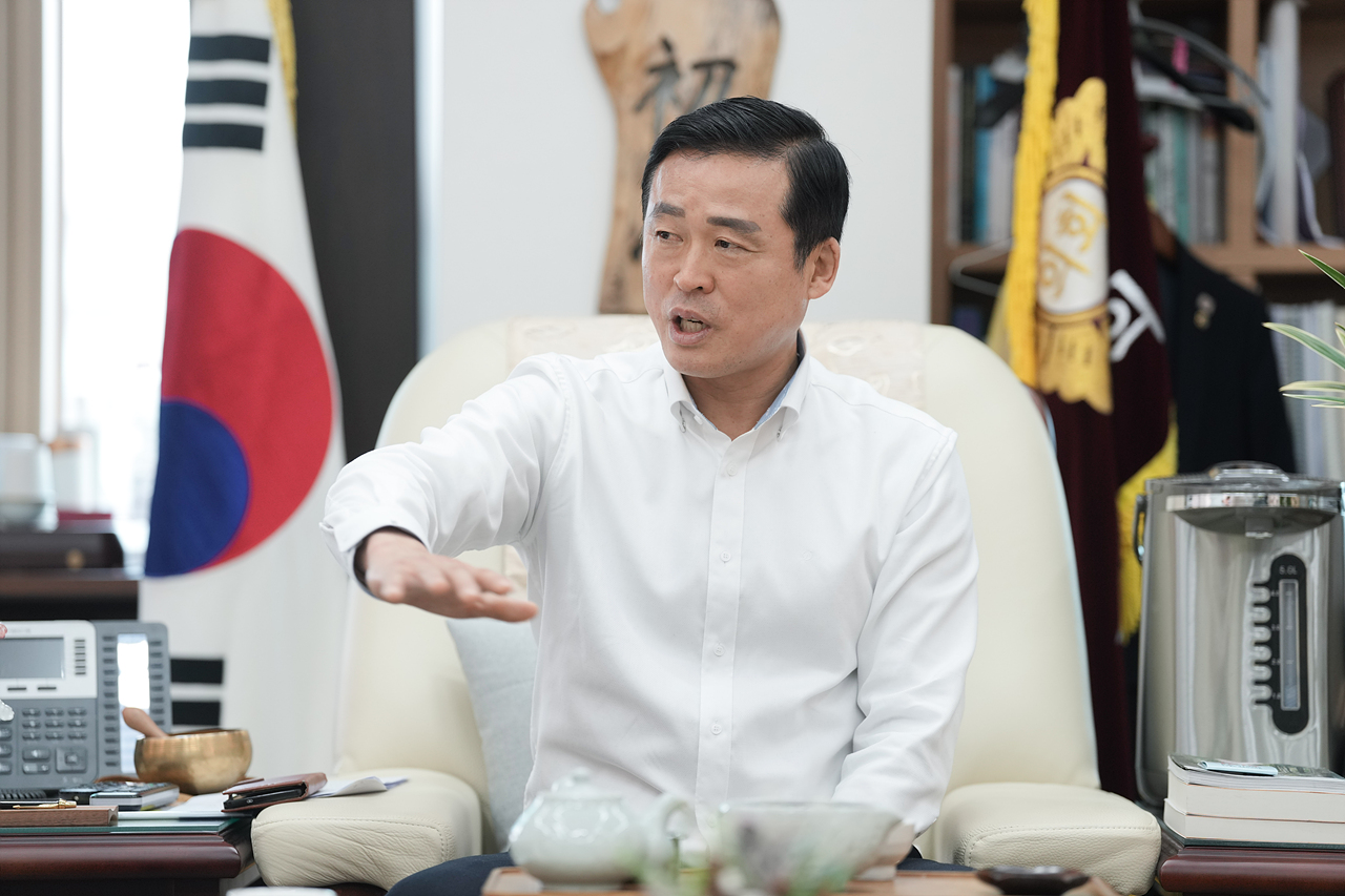 언론사 인터뷰(시사프리신문) - 5