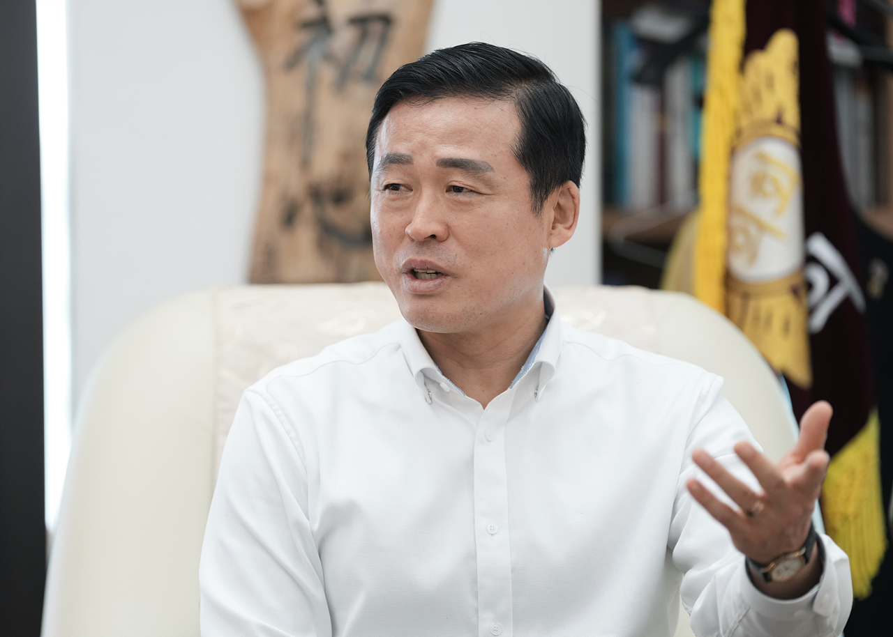 언론사 인터뷰(시사프리신문) - 11