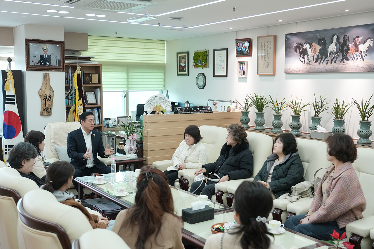 의장실 손님방문 - 7