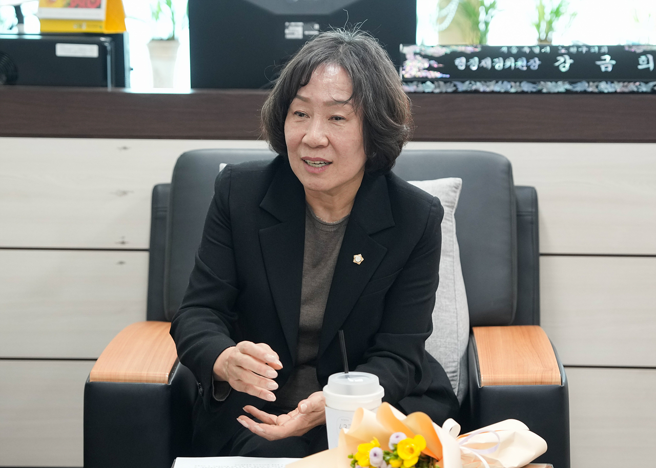 언론사 인터뷰 - 8