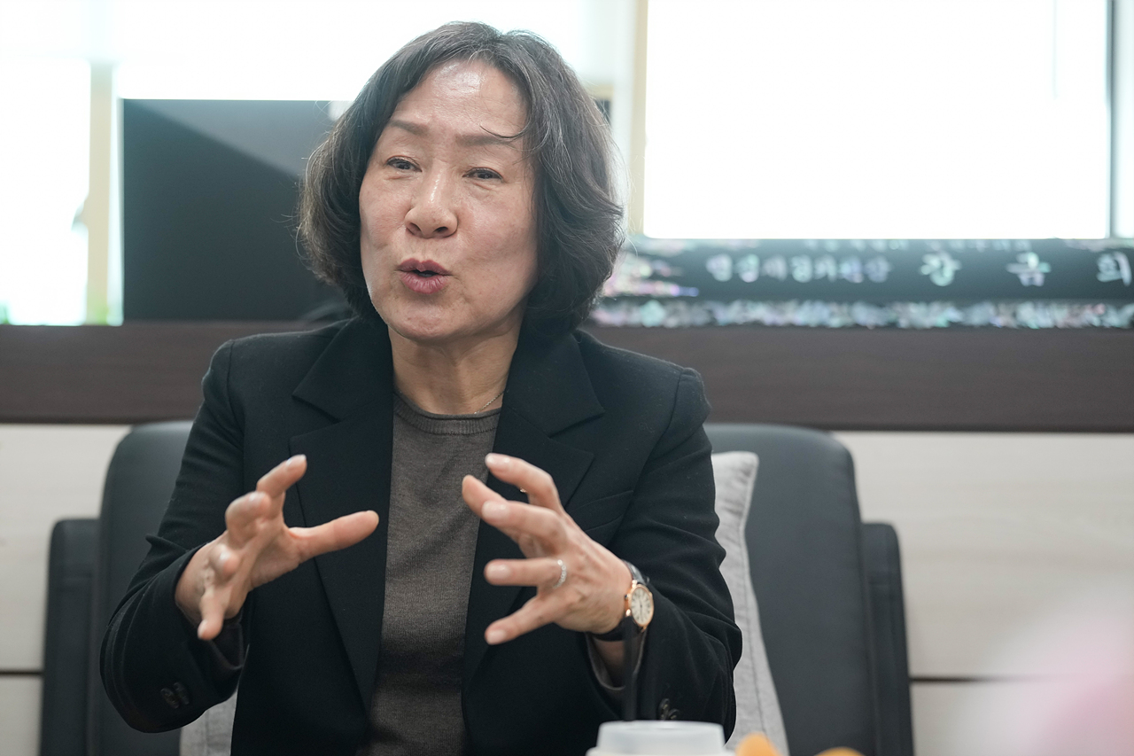 언론사 인터뷰 - 10