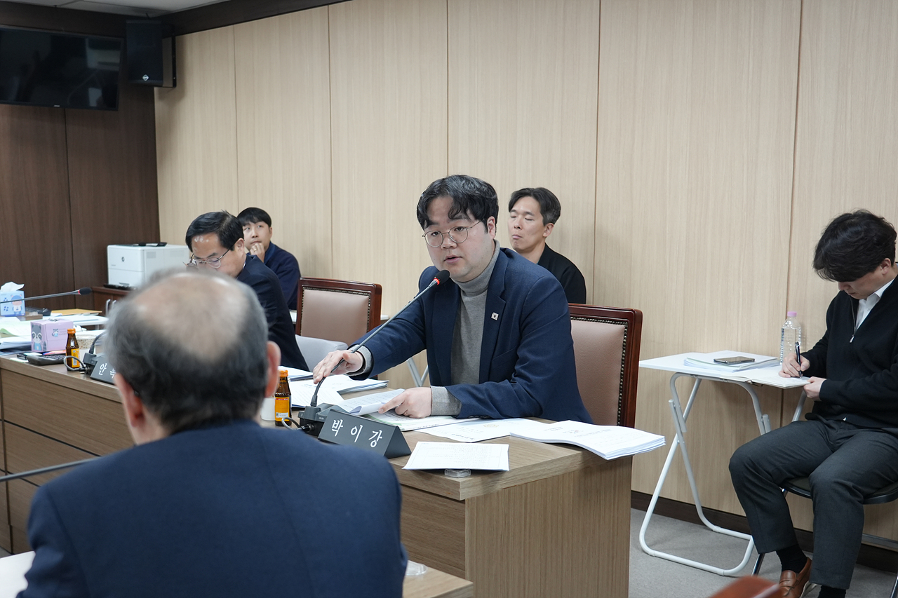 제297회 노원구의회 임시회 도시환경위원회 - 8