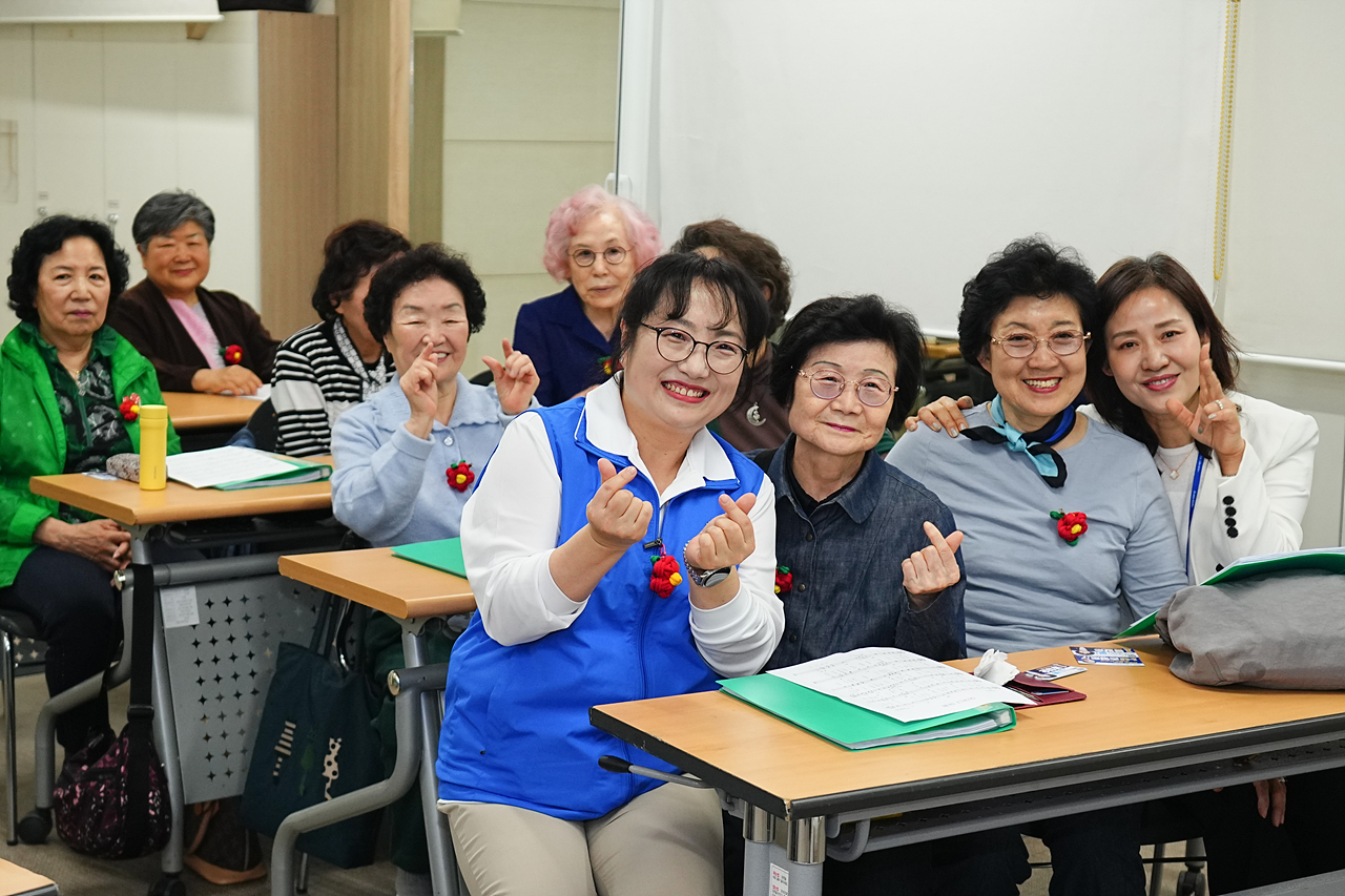 마들종합사회복지관 어버이날 행사 - 32