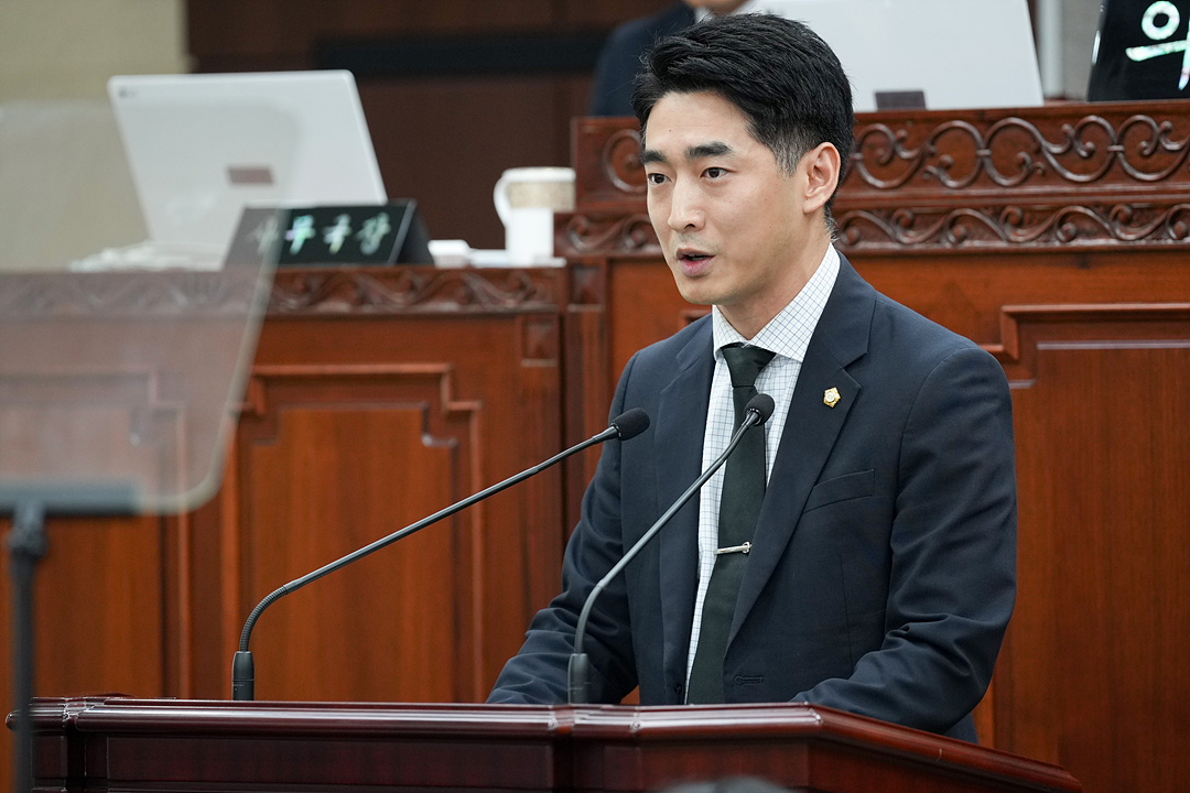 제300회 노원구의회 임시회 제1차 본회의 - 9