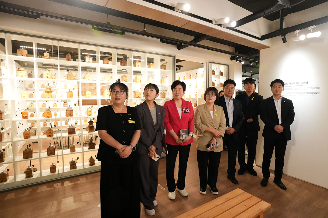제300회 노원구의회 임시회 행정재경위원회 현장방문 - 12