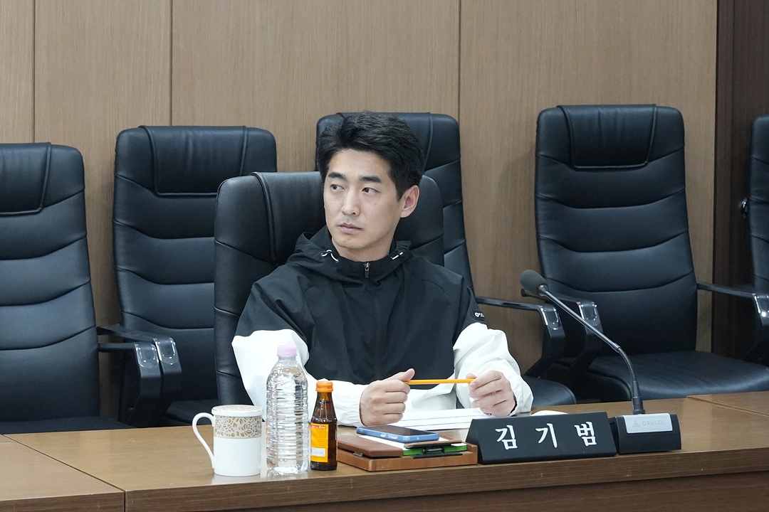 노원구의회 의정활동 인공지능 활용모델 개발 연구회 중간보고회 - 4