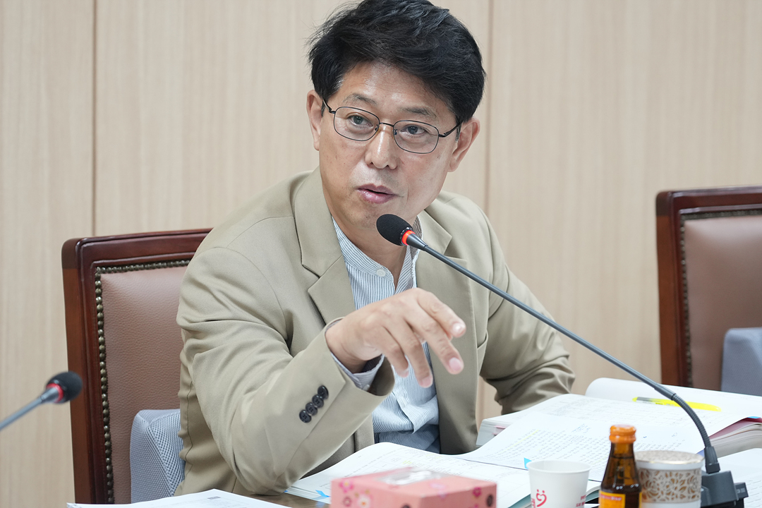 제301회 노원구의회 정례회 도시환경위원회 - 9