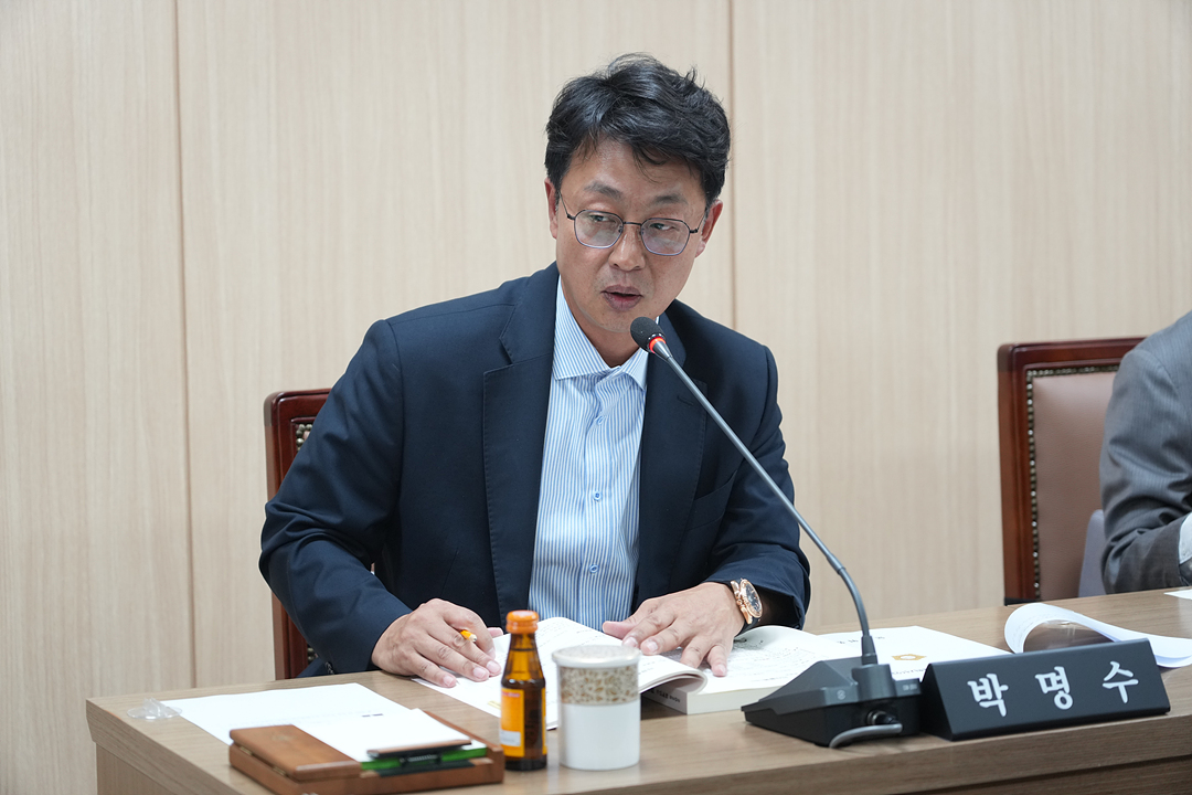 301회 노원구의회 정례회 운영위원회 - 9