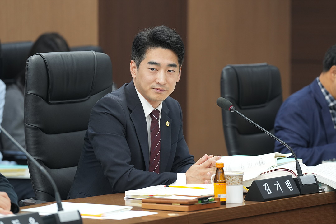 제301회 노원구의회 정례회 예산결산특별위원회 - 8