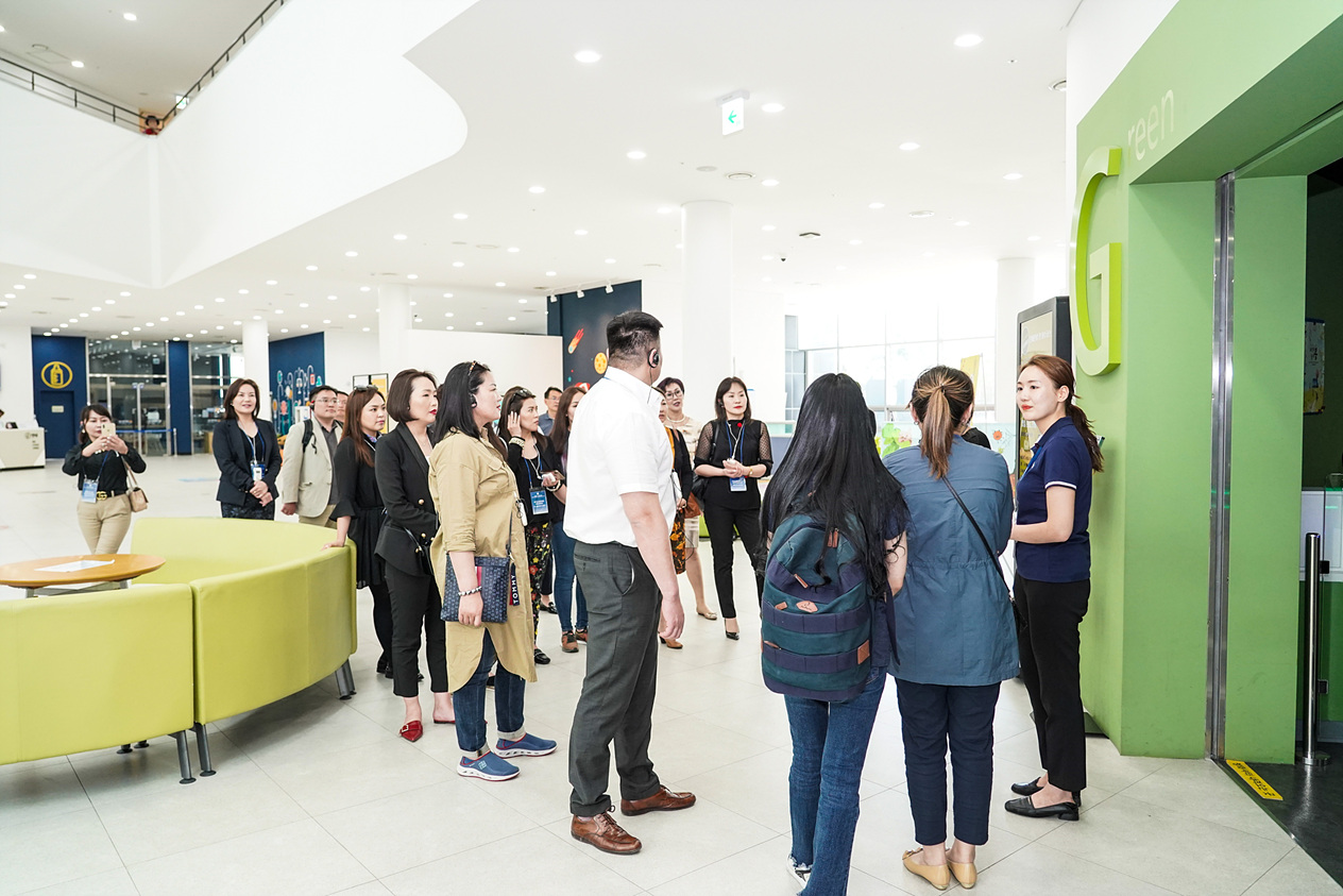 몽골 선진정치 연수단 노원구의회 방문 - 17