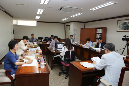제208회 정례회 도시환경위원회 회의 - 1