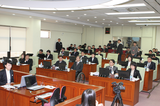 제185회 정례회 제3차 본회의-폐회 - 10