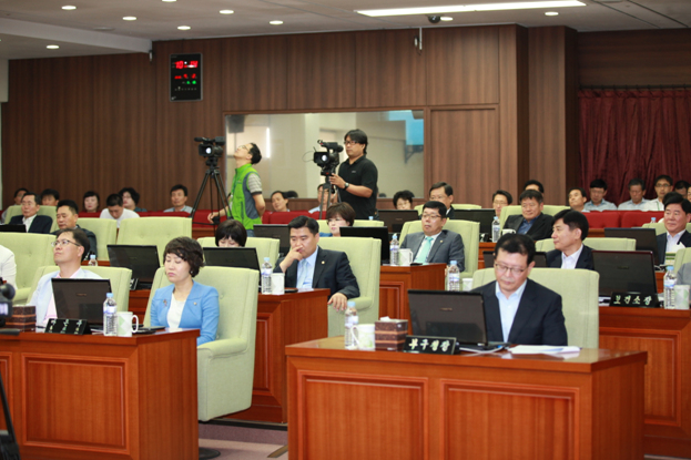 제196회 정례회 1차 본회의 - 3