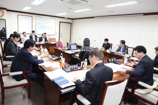제190회 임시회 기간 중 도시환경위원회 안건심사 - 4