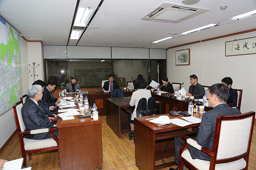 제220회임시회폐회중운영위원회  - 1