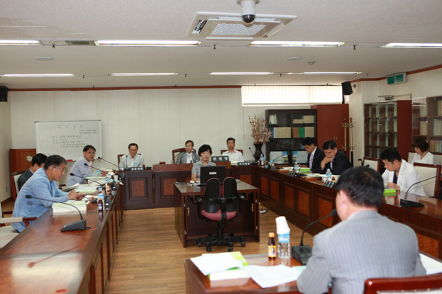 제196회 정례회 예산결산특별위원회 회의 - 4