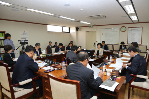 제210회 임시회 행정재경위원회 회의(1) - 1