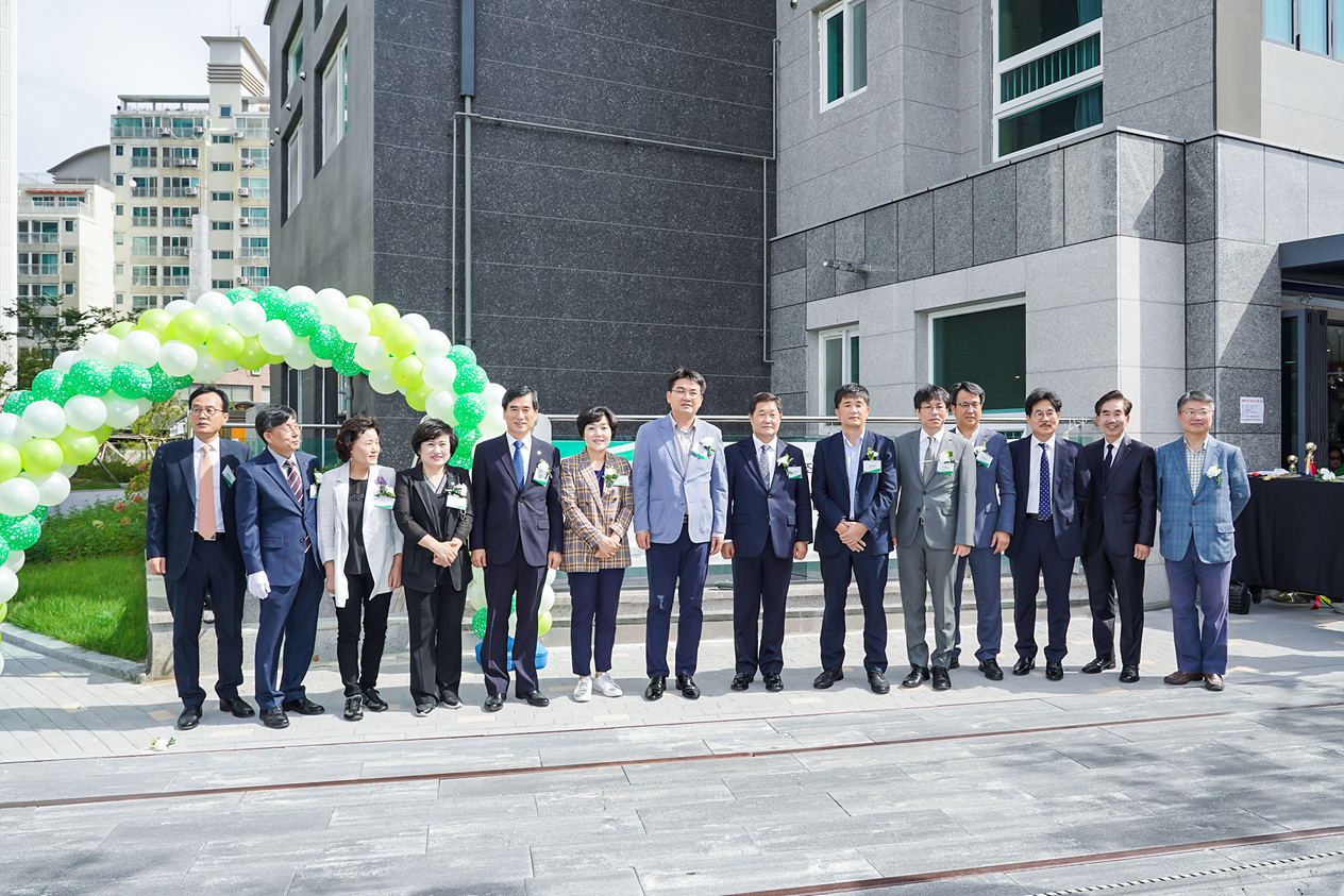 단위형 2단계, 창업거점센터 개관식 - 1