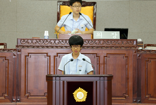 중학생 직업체험을 위한 청소년 모의의회 개최 - 33