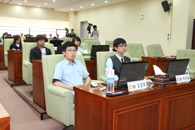 제1회 청소년 모의의회 개최 - 11