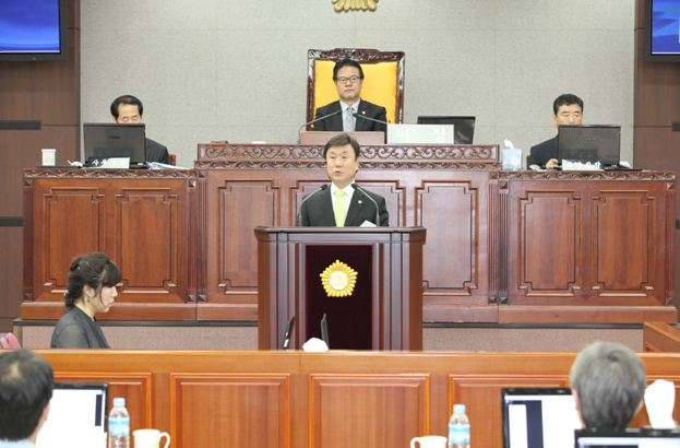 제189회 정례회 제1차 본회의 개의 - 4